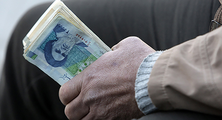 Washington Using Currency War To Destabilize Iran